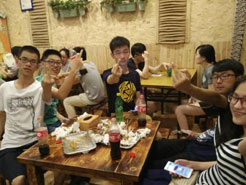 西昌镇烧烤加盟,学烧烤技术,开烧烤店多少钱疯狂烤翅加盟
